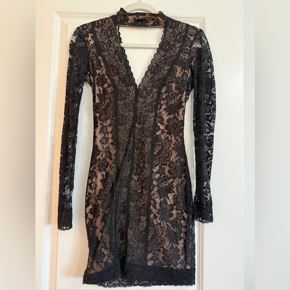 Bebe Black Lace Bodycon Dress – XS – Nude Lining